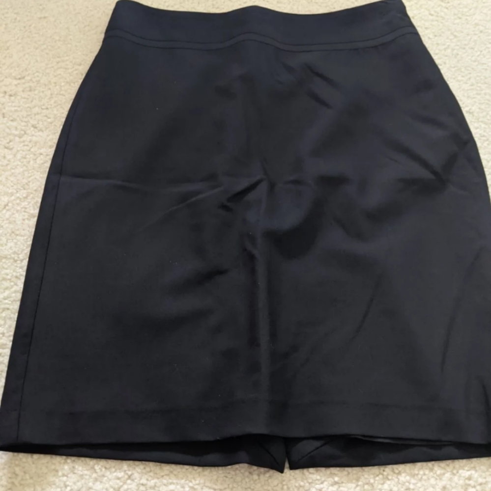 The Limited Luxe black pencil skirt